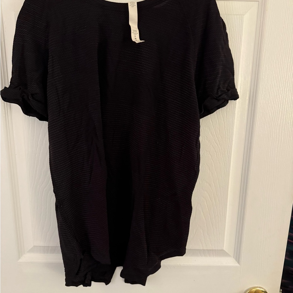 lululemon athletica Black Short Sleeve Top